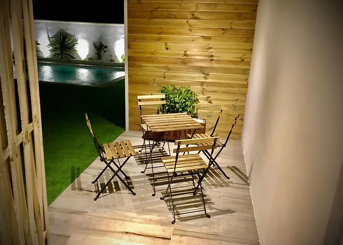 Apartamentos La Mar Sala Piscina Compartida